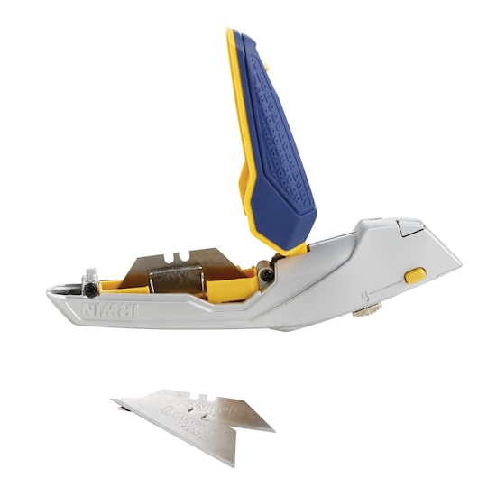 ProTouch™ Retractable Utility Knife