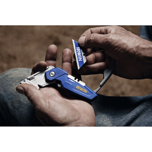 FK150 Folding Utility Knife