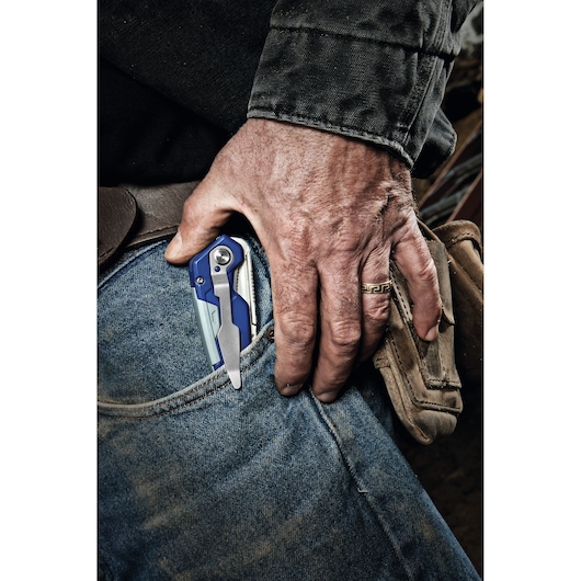 FK150 Folding Utility Knife