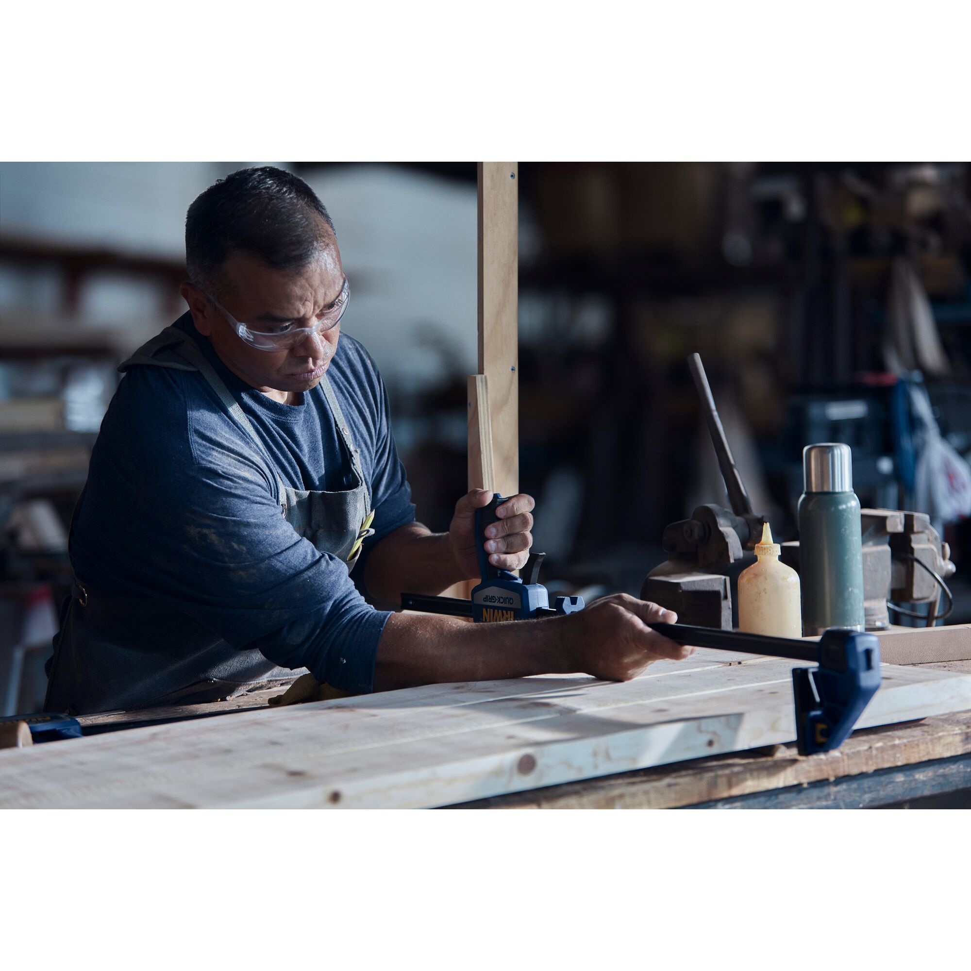 QUICK-GRIP® Heavy-Duty One-Handed Bar Clamps | IRWIN