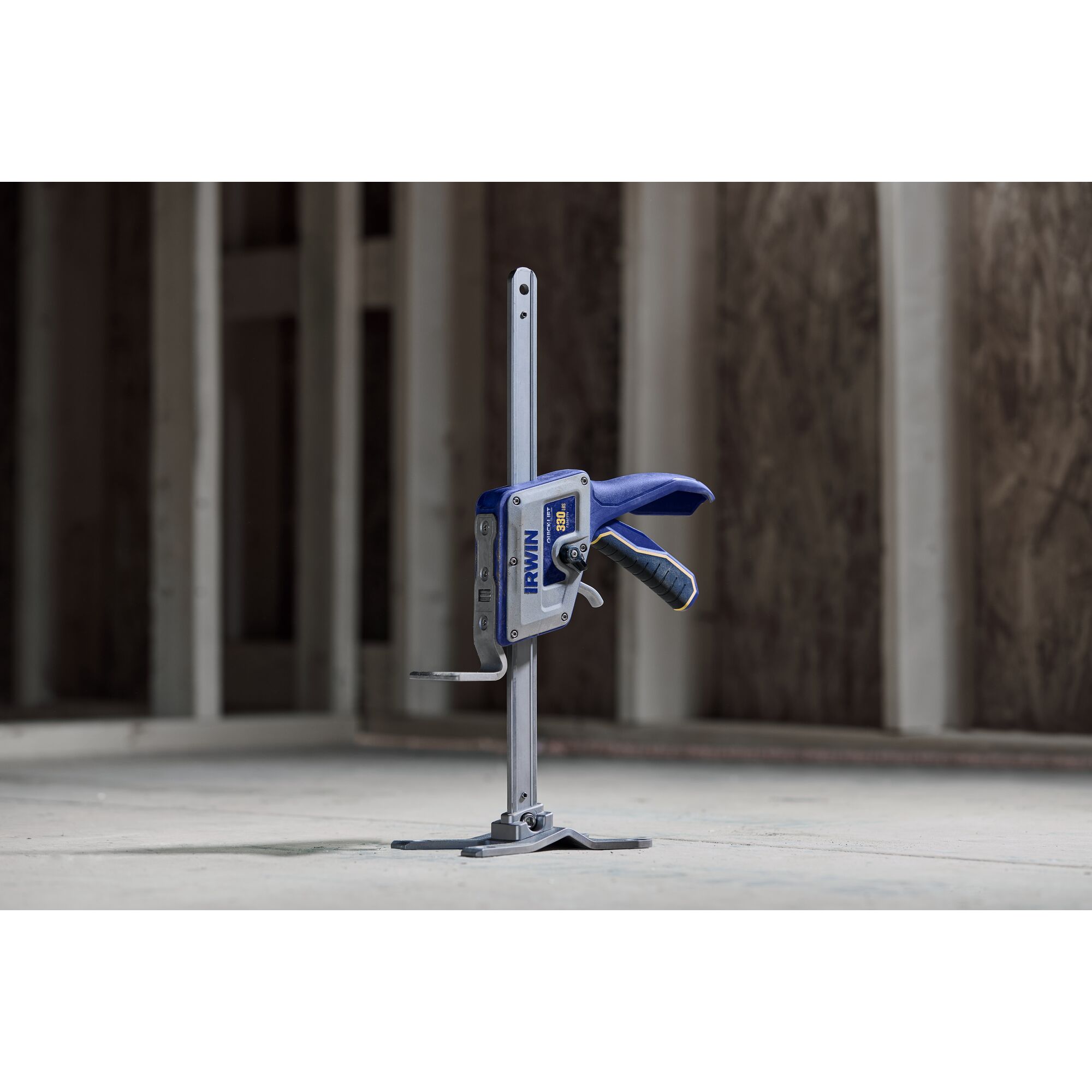 IRWIN® QUICK-LIFT™ Construction Jack | IRWIN