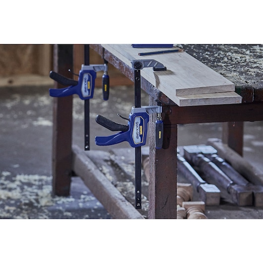 IRWIN® Medium-Duty Hybrid Clamp Environment