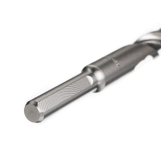 Photo of IRWIN IW2039114 metal drill bit, close-up side angle, showing silver shank and spiral fluting.